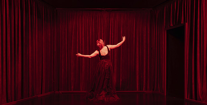 Marie Cambois : Inside Out © Anaïs Baseilhac